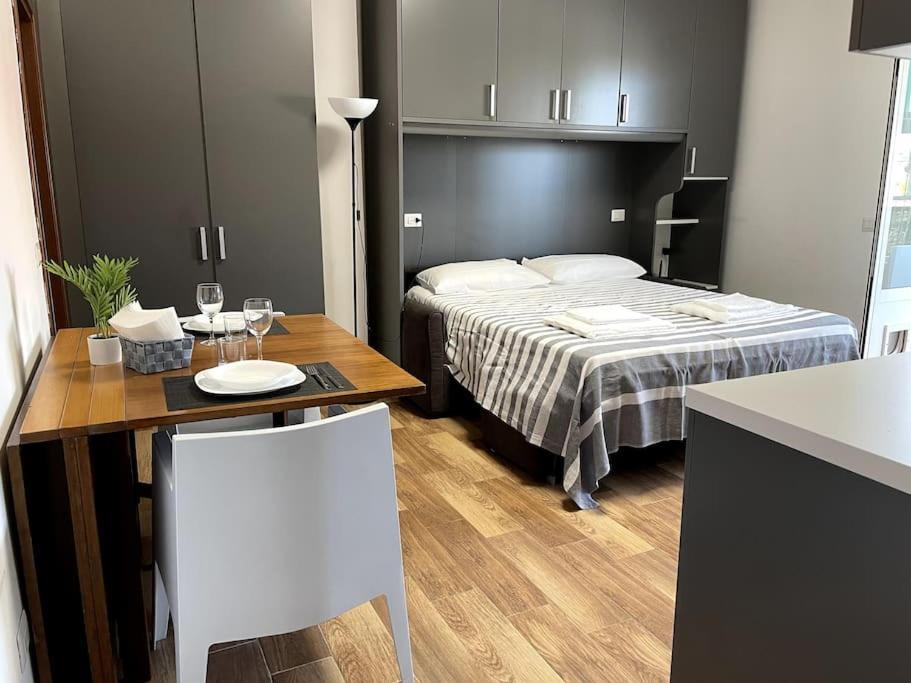 Free Parking Il Terrazzino ⭑⭑⭑⭑⭑ Apartment Mailand