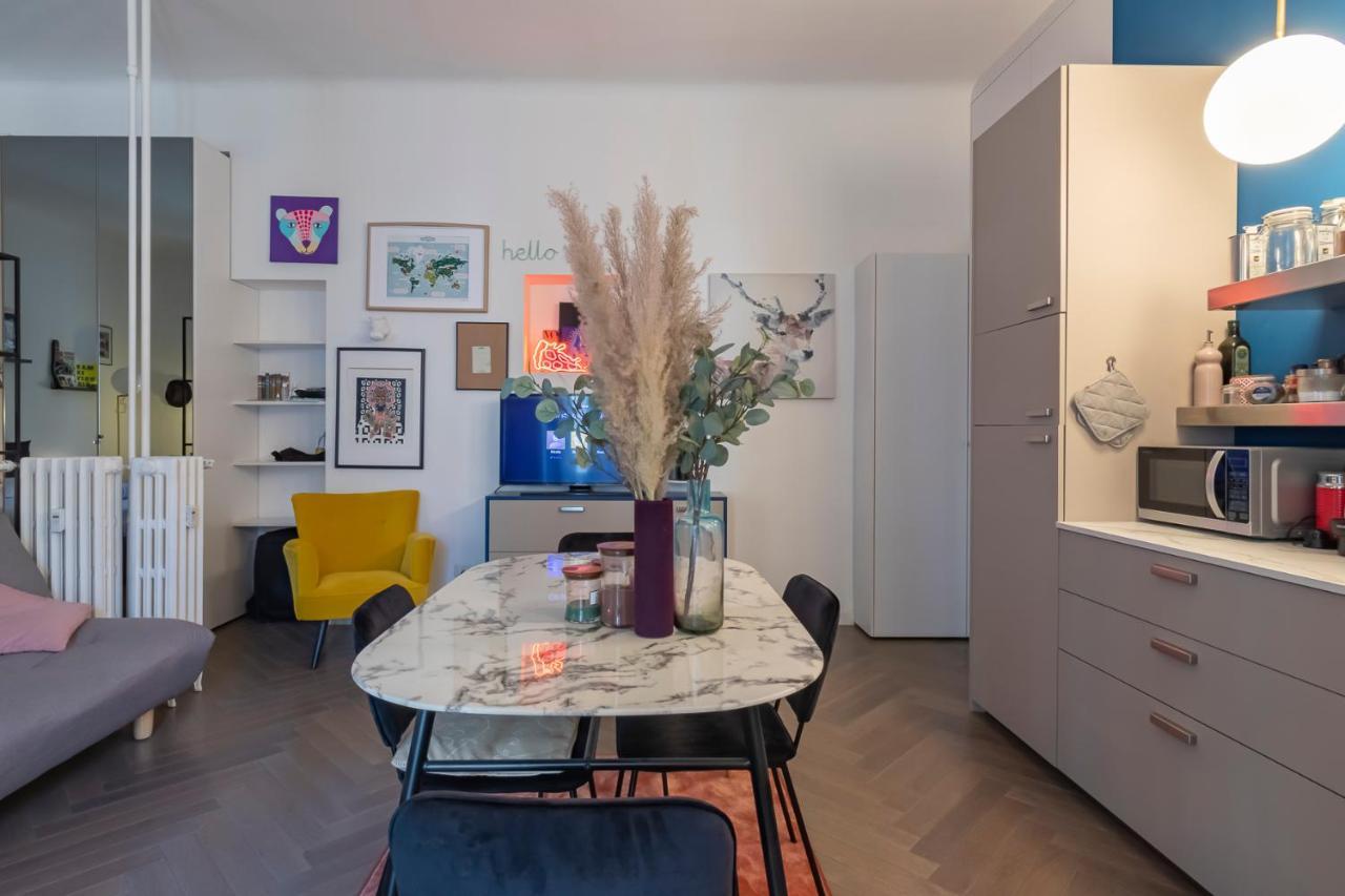 Renovated Flat Imbriani 8 Leilighet