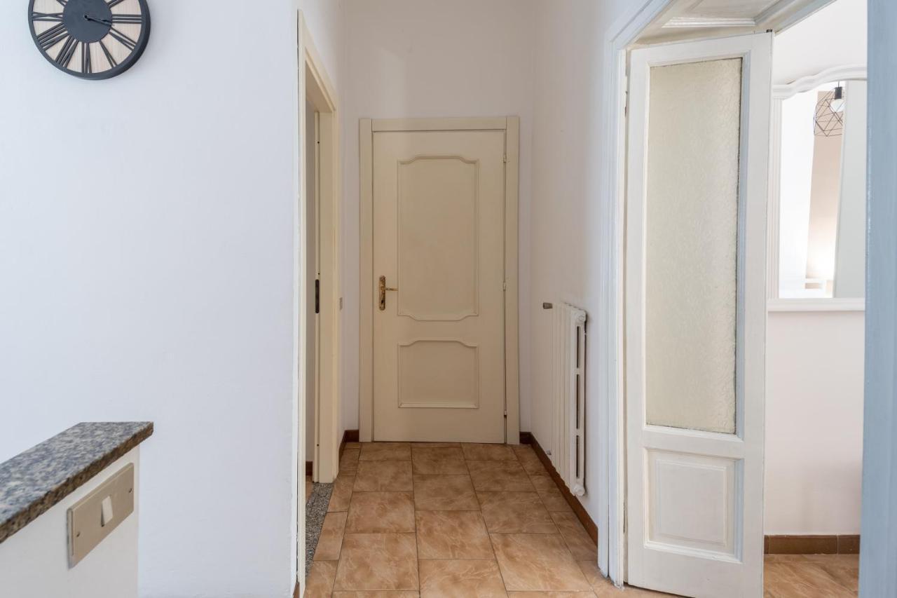 Apt Vicino Metropolitana Porta Romana, 4 Minuti Da Duomo, Free Wifi&netflix Appartement *