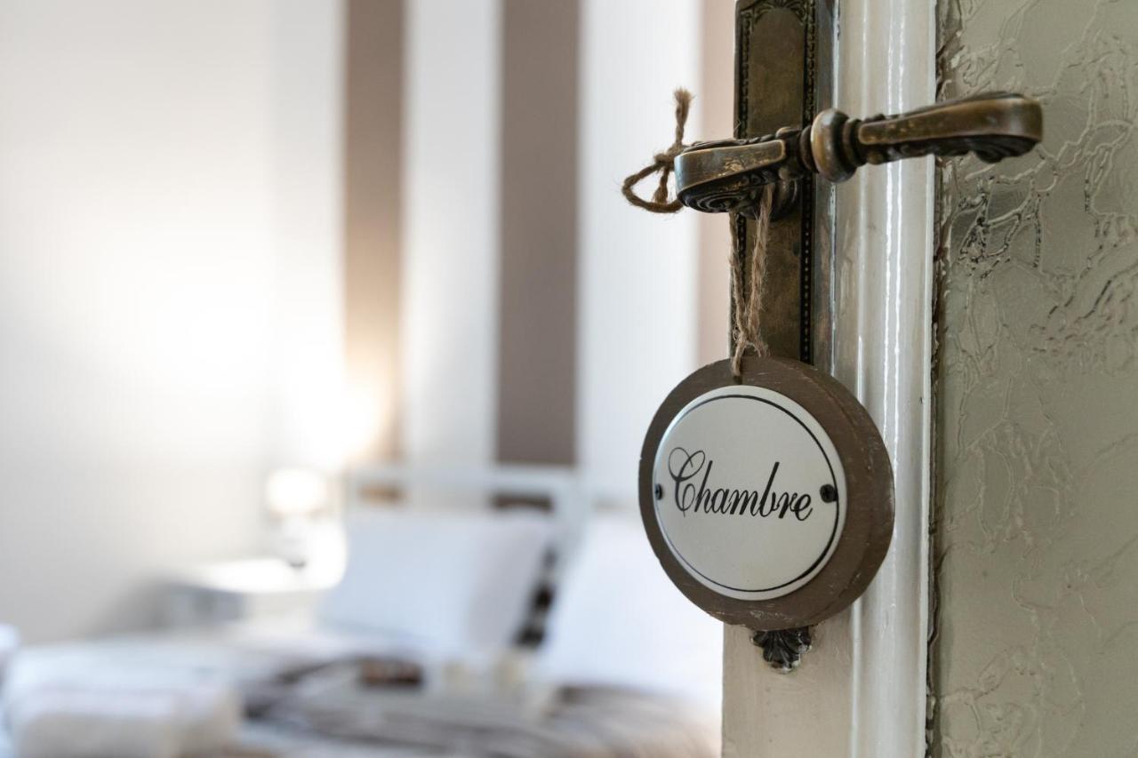 Apt Vicino Metropolitana Porta Romana, 4 Minuti Da Duomo, Free Wifi&netflix Appartement *
