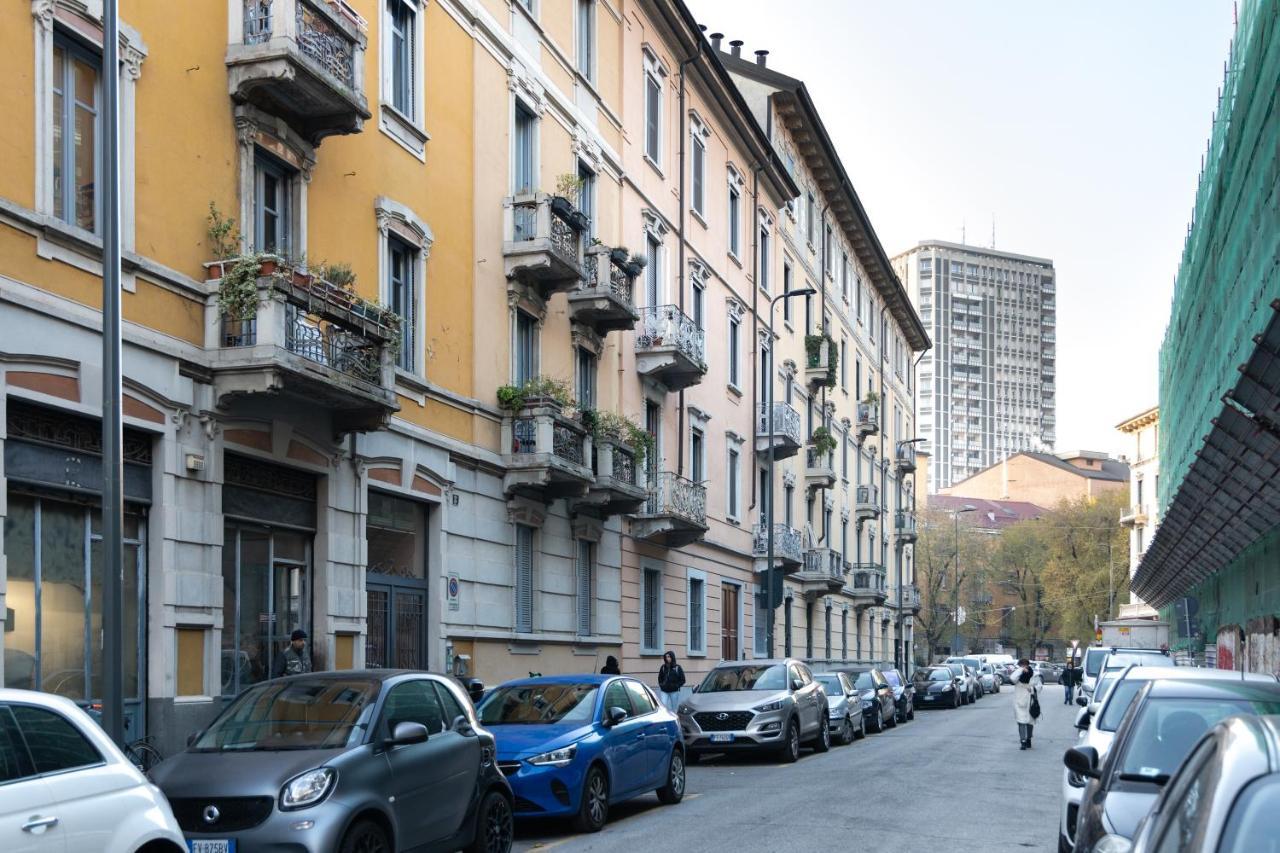 Apt Vicino Metropolitana Porta Romana, 4 Minuti Da Duomo, Free Wifi&netflix Appartement Milaan