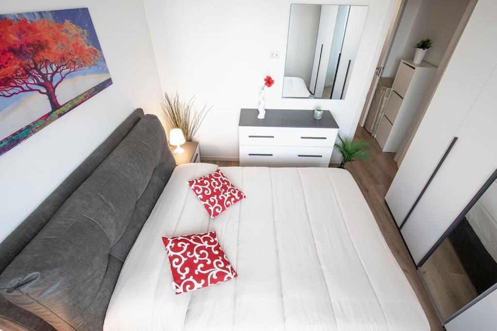 Appartamento Duomo 10 Min Cozy Netflix + Wifi