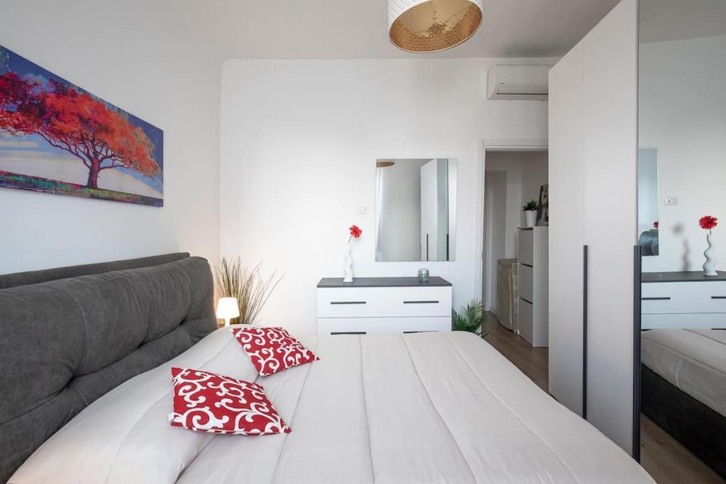 Appartamento Duomo 10 Min Cozy Netflix + Wifi Milano