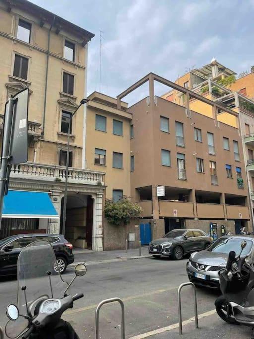 Bijou In Marghera District * Mailand