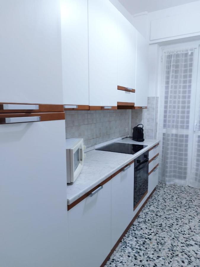 Apartment M.aurelio Red *