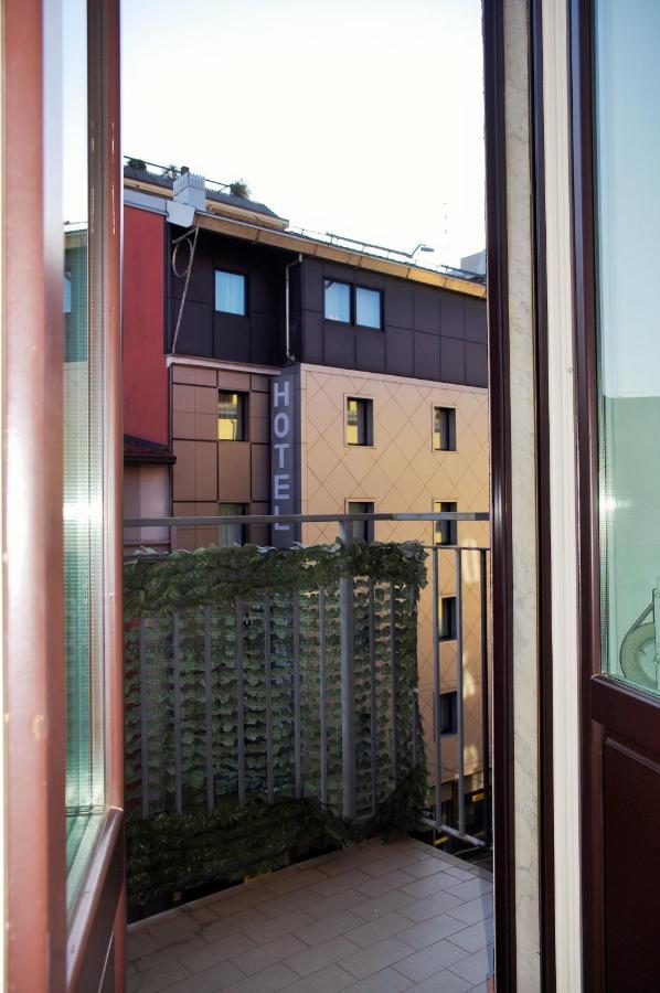 Incantevole De Angeli Apartment Mailand