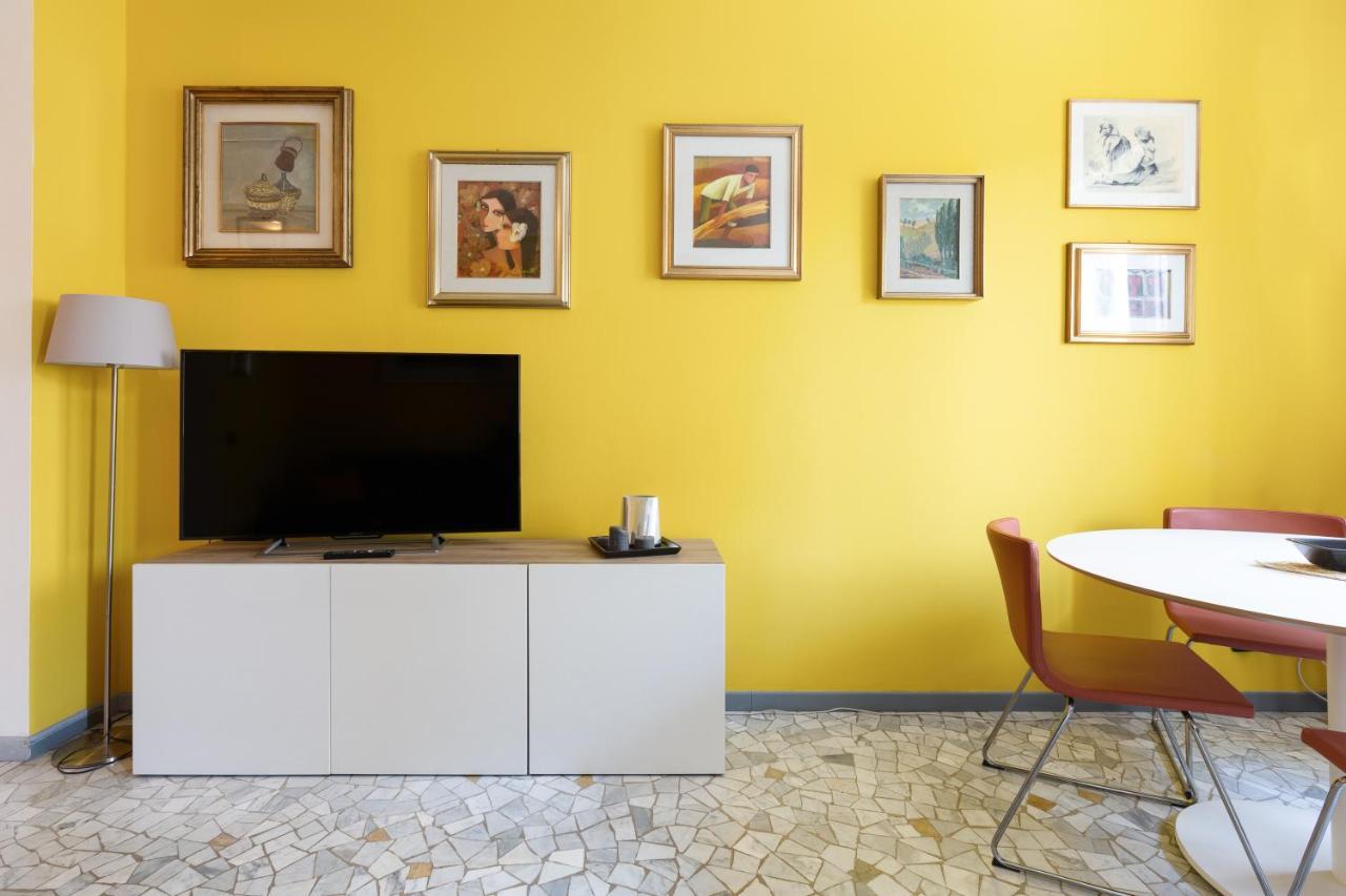 Appartement With Balcony - 50 M Far From M1 Pasteur Milaan