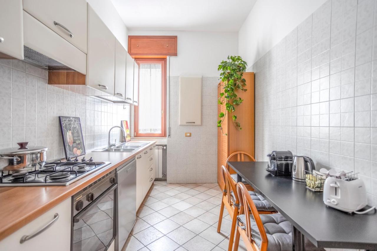 Apartment A 10 Min Dal Duomo - Trilocale Moderno Con 3 Letti E 2 Bagni In Citta Studi *