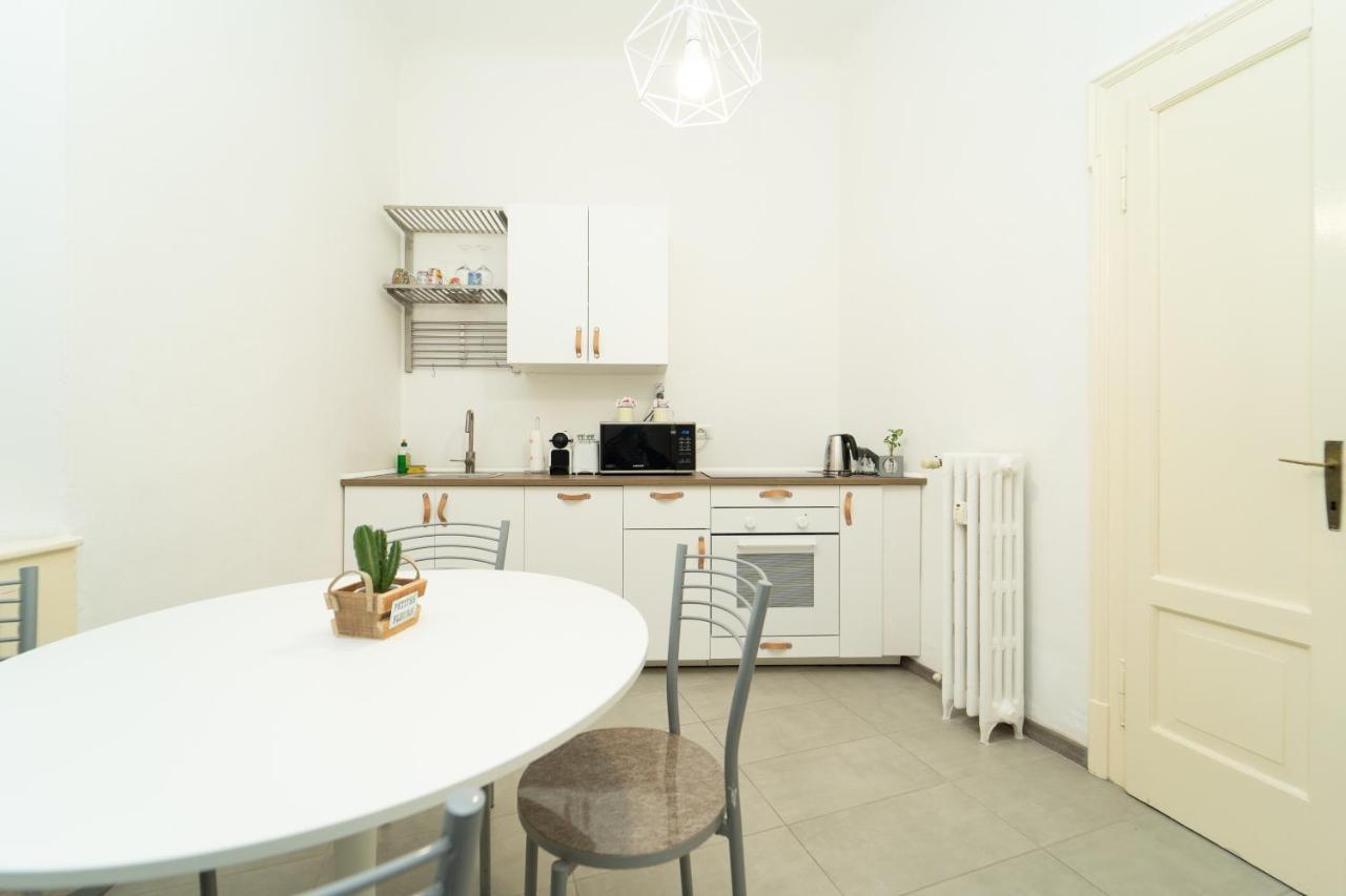 Luxury Front Navigli * Milano