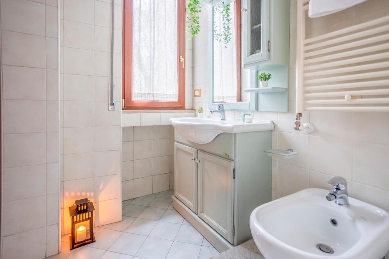 A 10 Min Dal Duomo - Trilocale Moderno Con 3 Letti E 2 Bagni In Citta Studi Apartment Milan