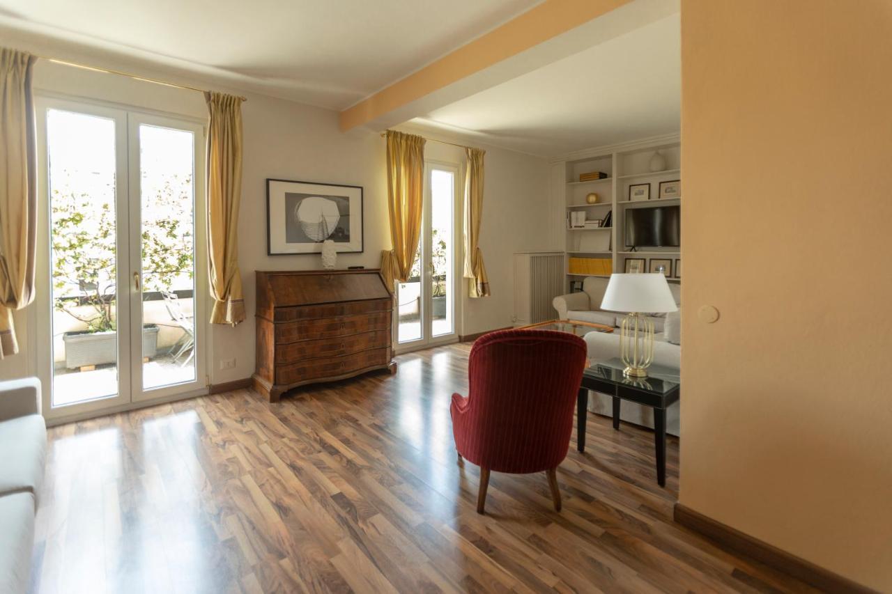 Apartment Montenapoleone - Sant Andrea Charme Penthouse Milan