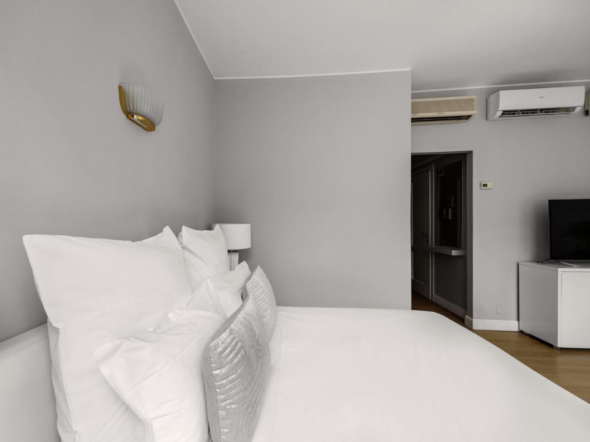 Aparthotel Adore Milano