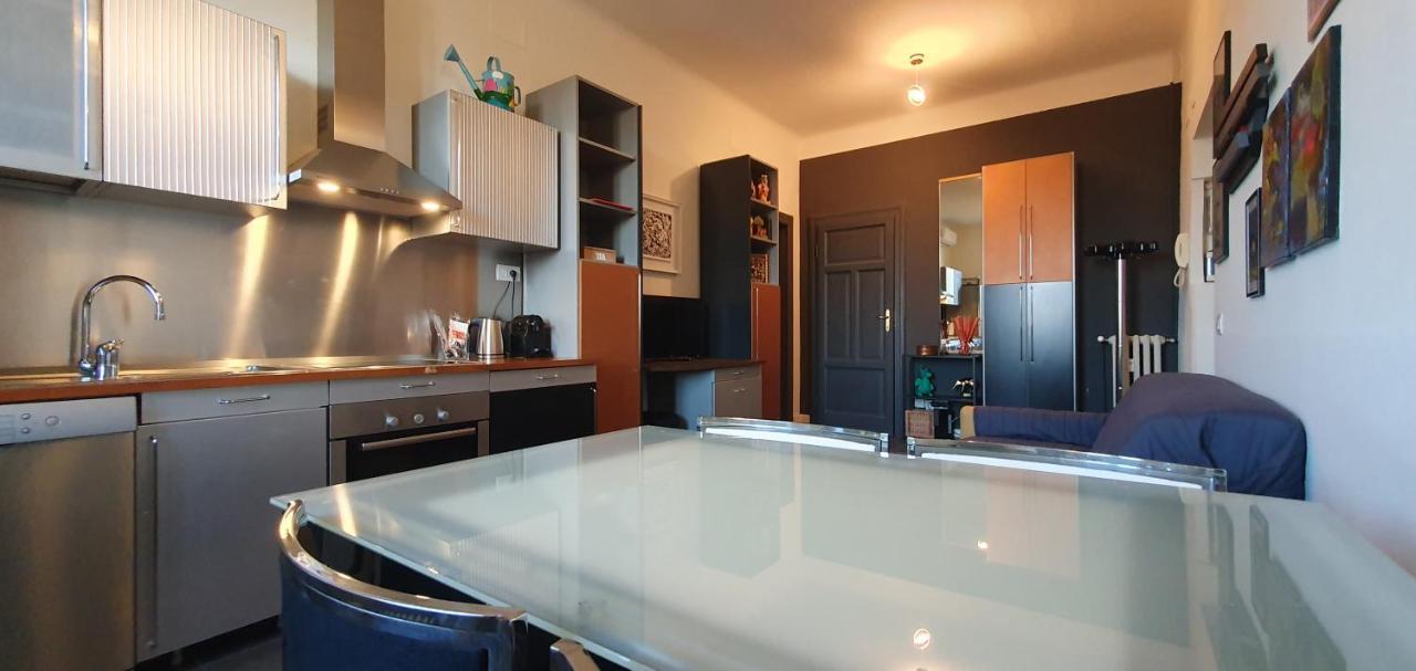 Bnbutler - Aselli, 14 - Comodo E Luminoso Appartement *