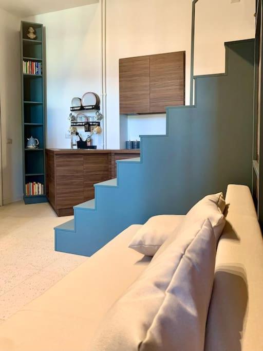 Lovely Flat In Bocconi *