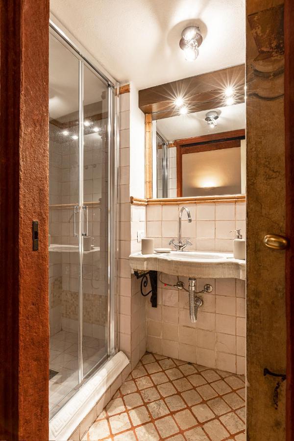 Cozy House In Naviglio Grande - Homy Apartment