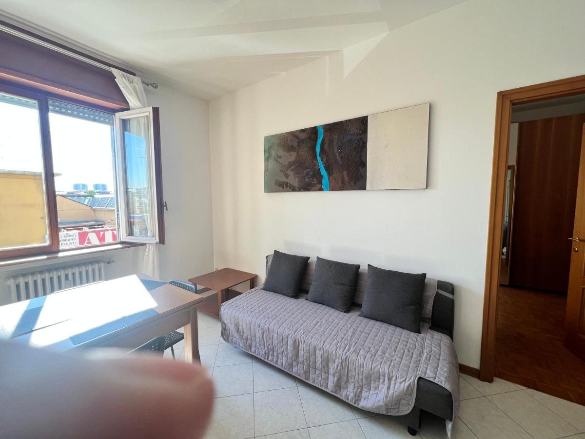 Domusmi Viale Monza 319 Apartment