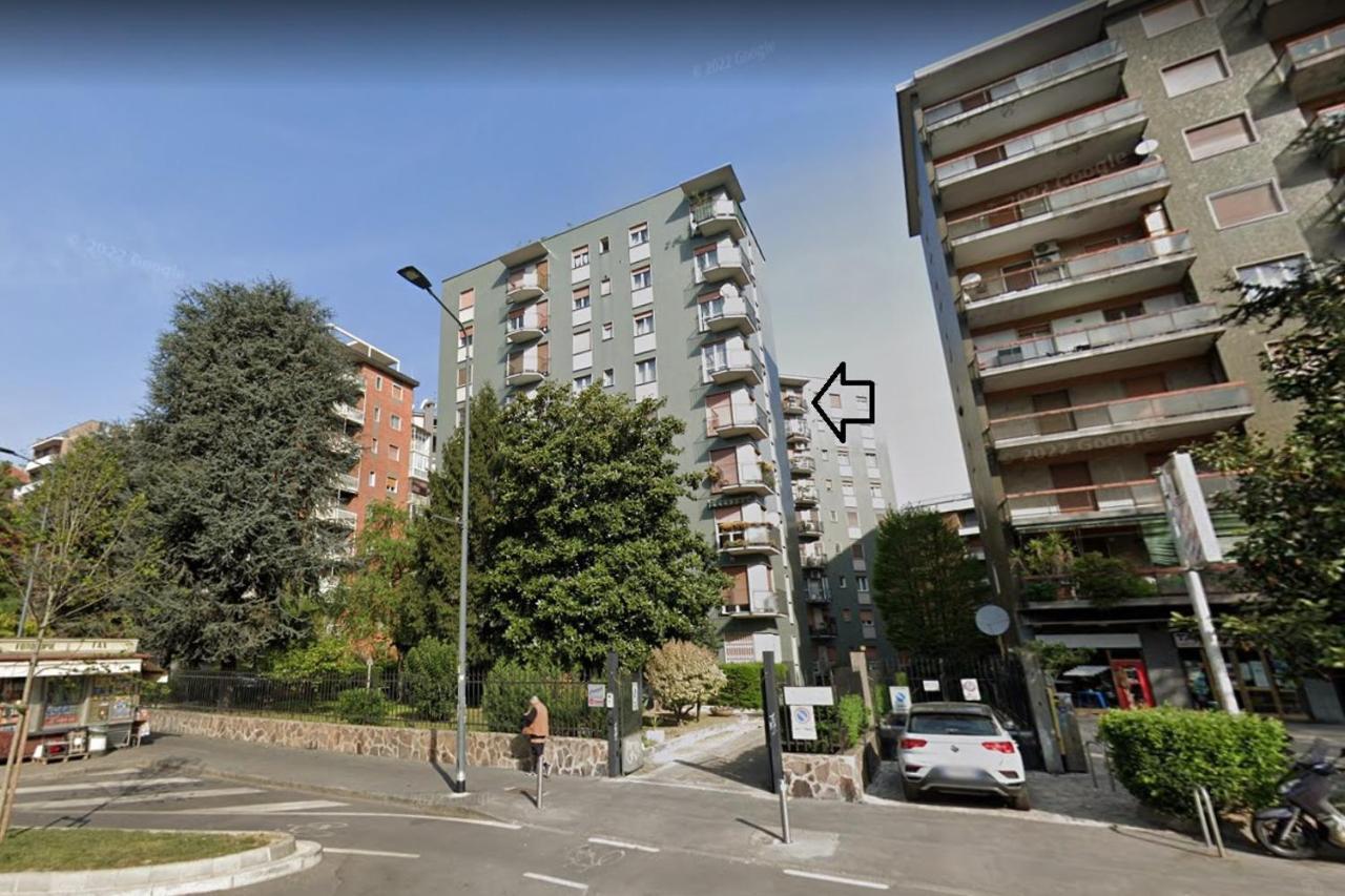 Gef House - Bande Nere Milano