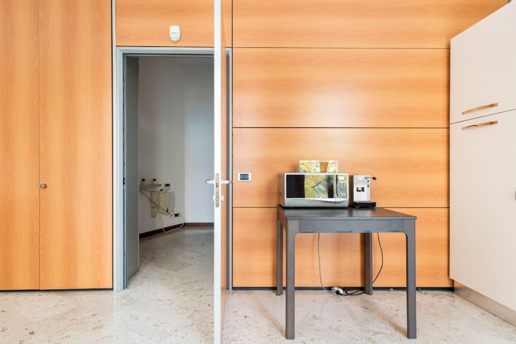 Apartment Quiet Arco Della Pace Milan