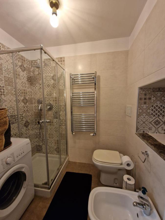 Leilighet Regina In Porta Romana 2 - Sky Tv, Wifi E Breakfast Box