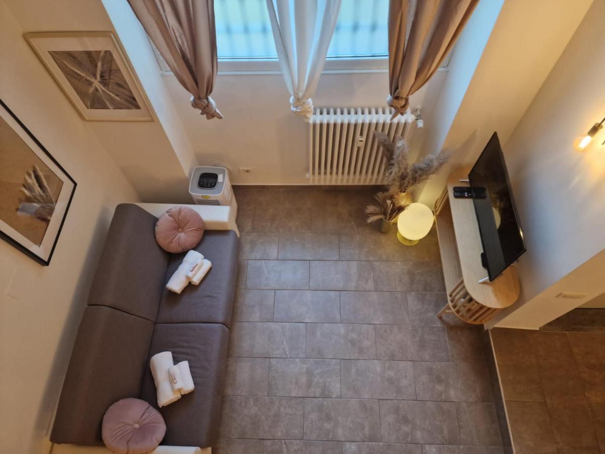 Leilighet Regina In Porta Romana 2 - Sky Tv, Wifi E Breakfast Box