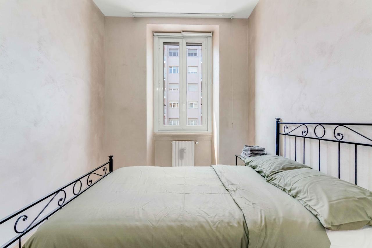 Mo30 Loreto- Duomo- Large Modern -