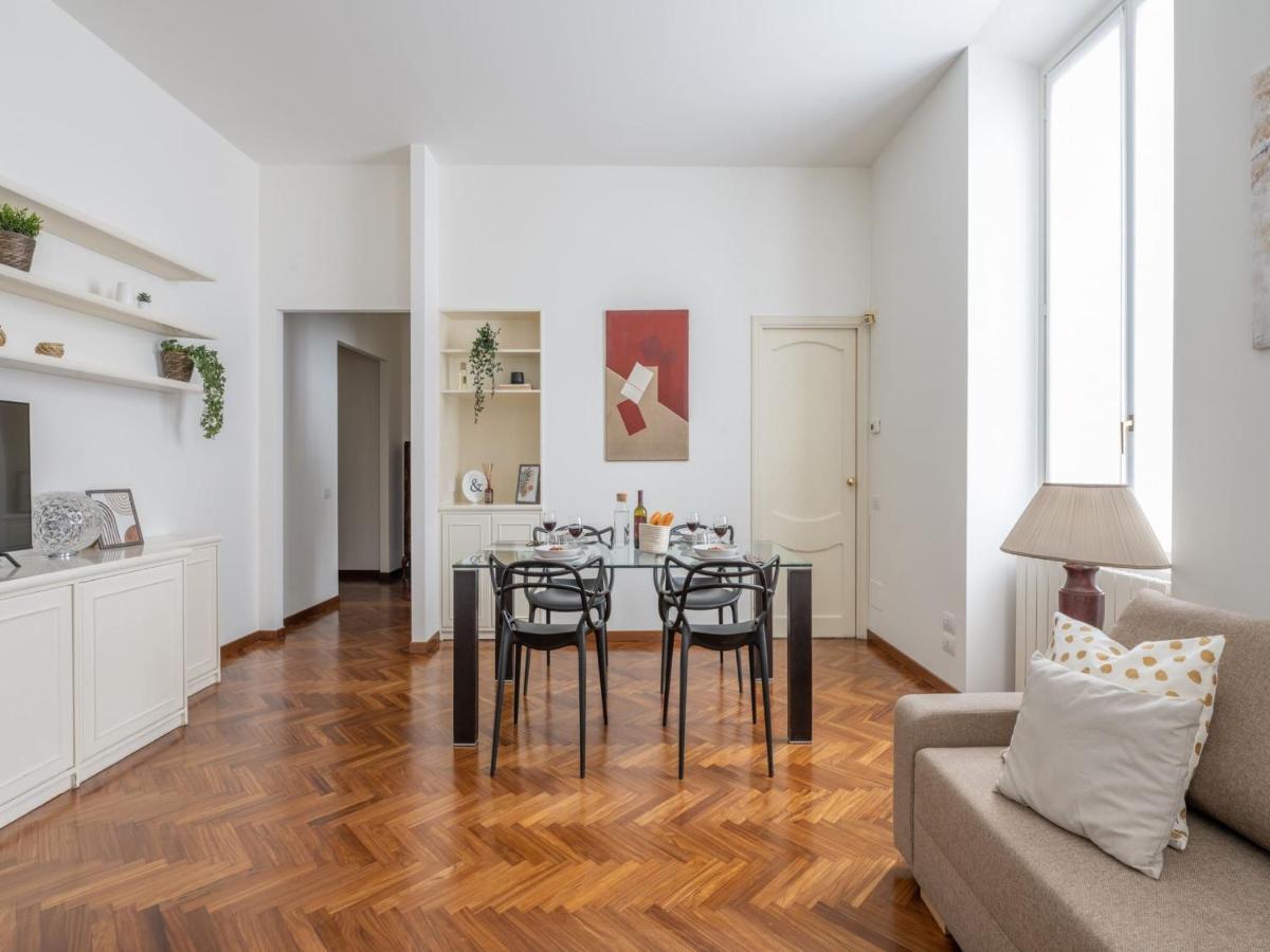 The Rent - Gorgeous Two-bedroom In Porta Nuova District Leilighet
