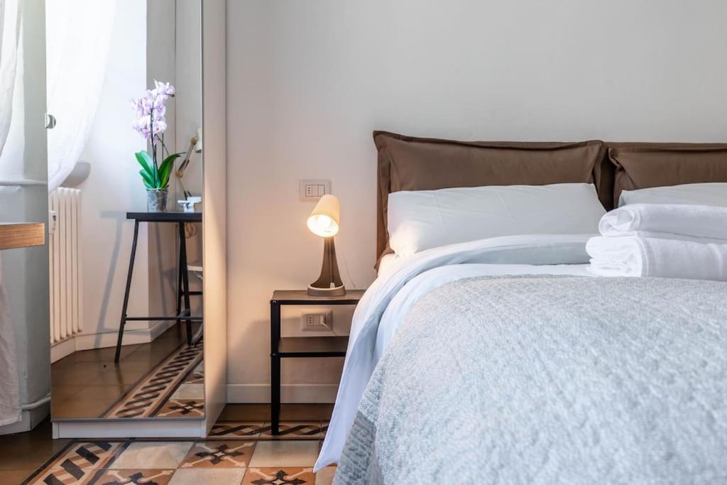 Apartment Bilocale Zara - Stazione Centrale - Isola Design District *