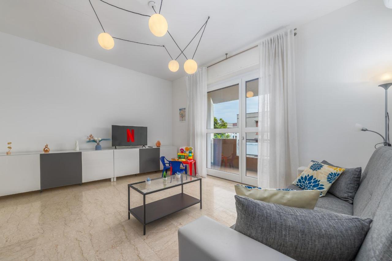 Niguarda-zara Xxl Home,two Balconies,wifi,family * Milano