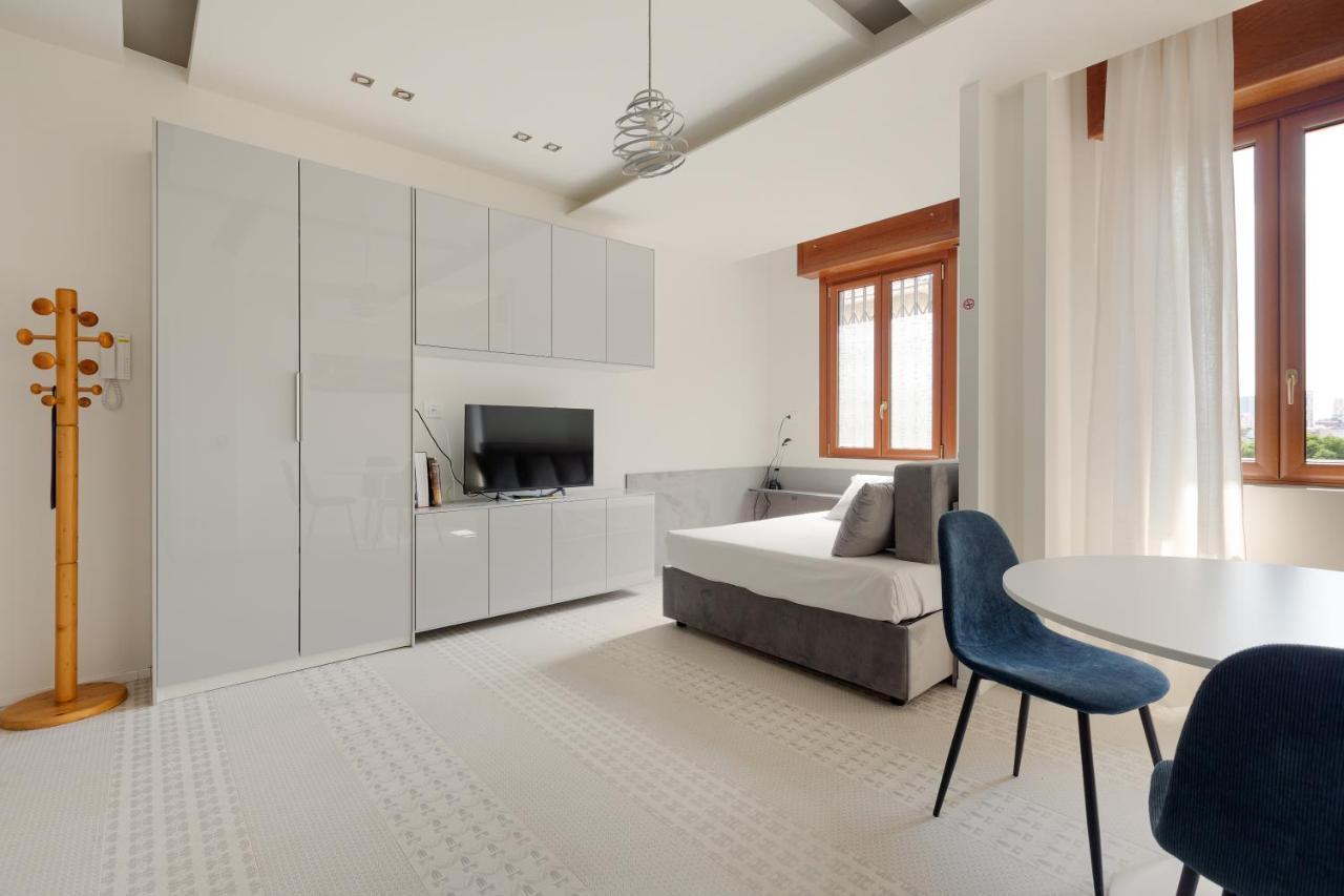 Renovated Apts Leilighet Milano