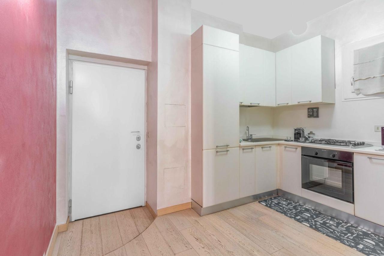 Appartamento Mo30 Loreto- Duomo- Large Modern - *
