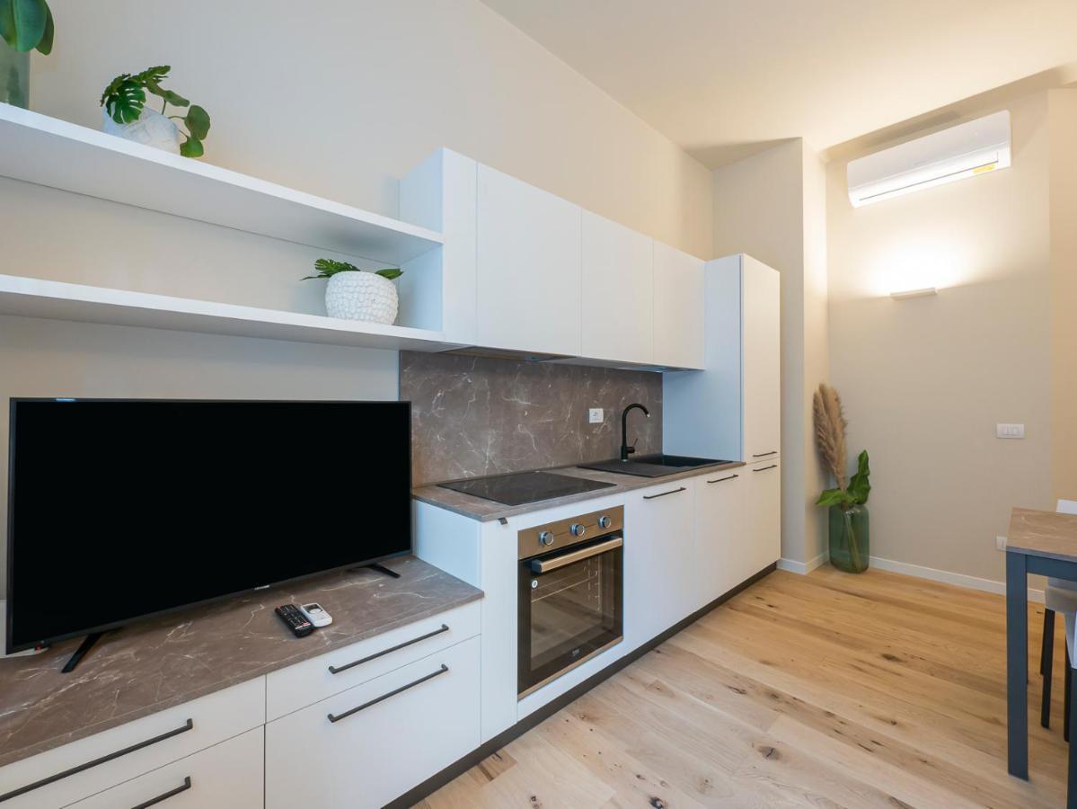 I Host - Ranzoni 2 Apartment *