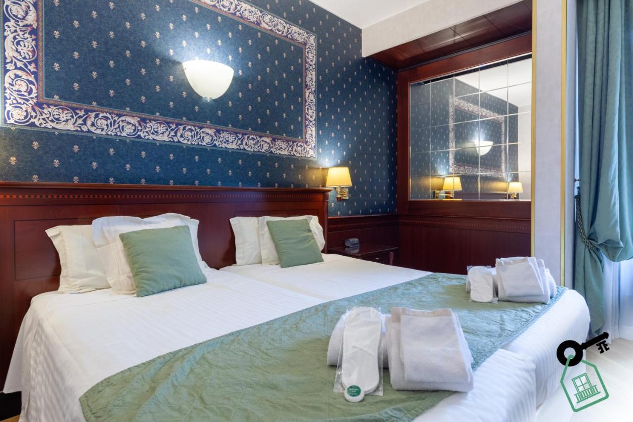 Hotel Rooms Milano * Milano