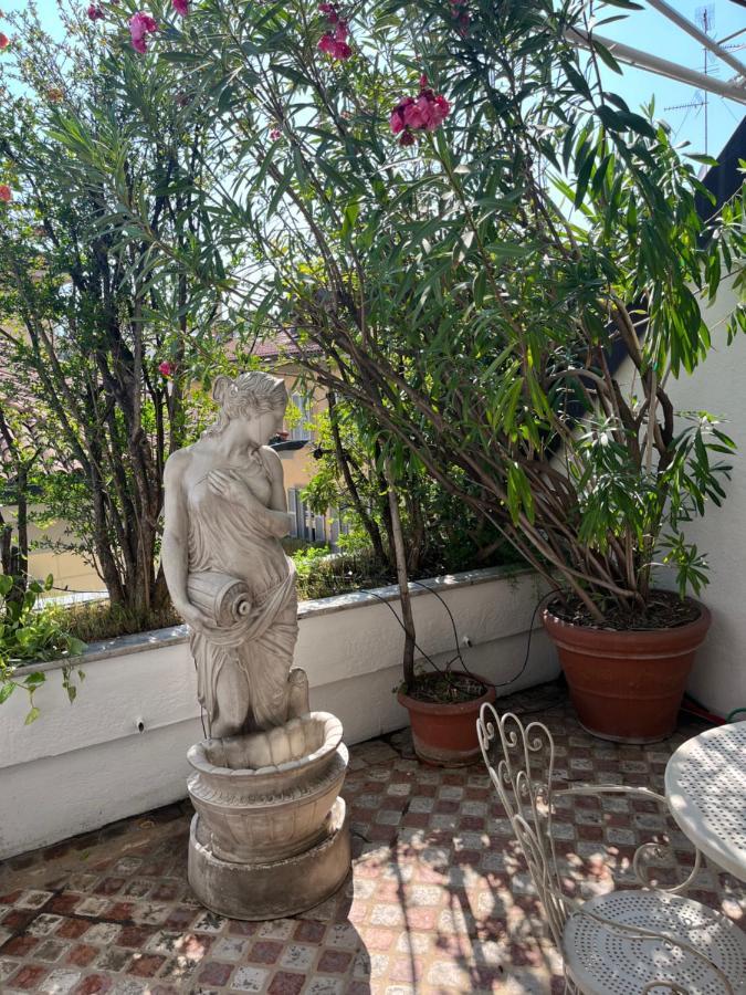 Imperial Terrace *