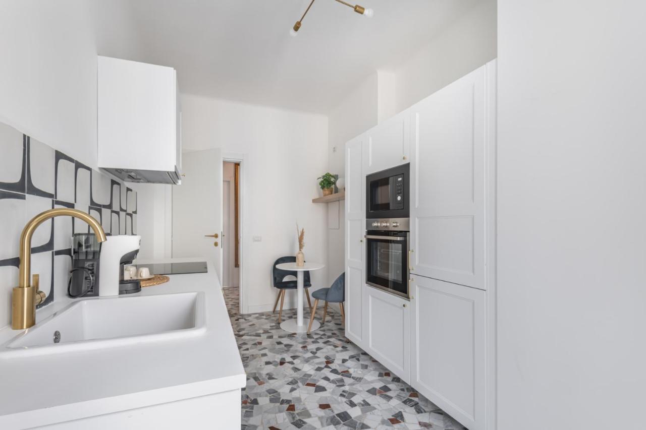 Easylife - Attico Di Stile E Comfort A P Venezia * Milano