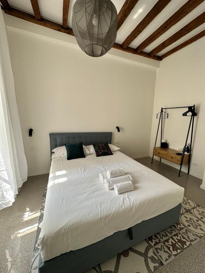 Navigli Porta Genova Apartment