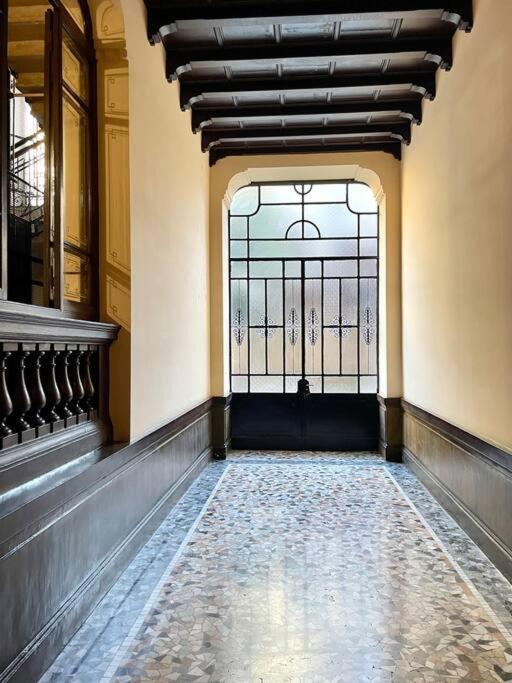 Luminoso Bilocale Con Terrazzo Milan