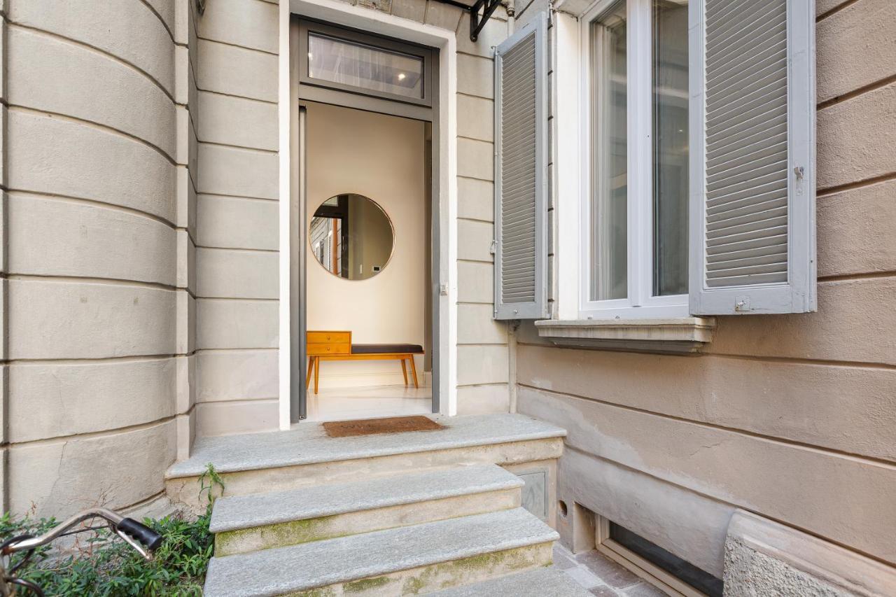 Apt Milano-moscova Con Terrazzo Condiviso Milaan