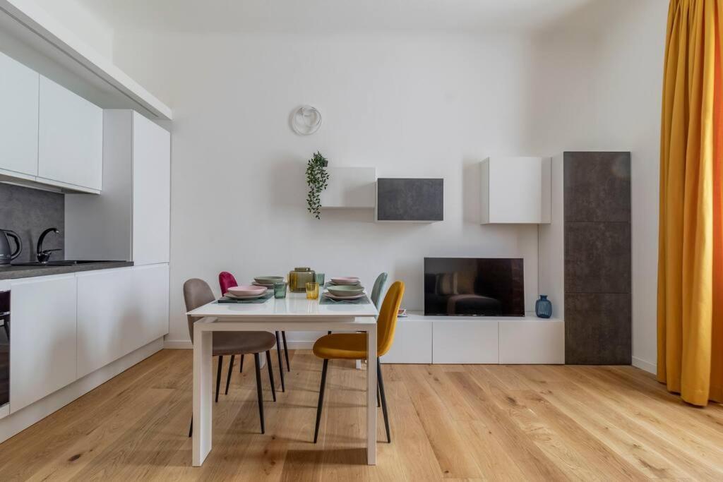 Bocconi Luxury Apartment *