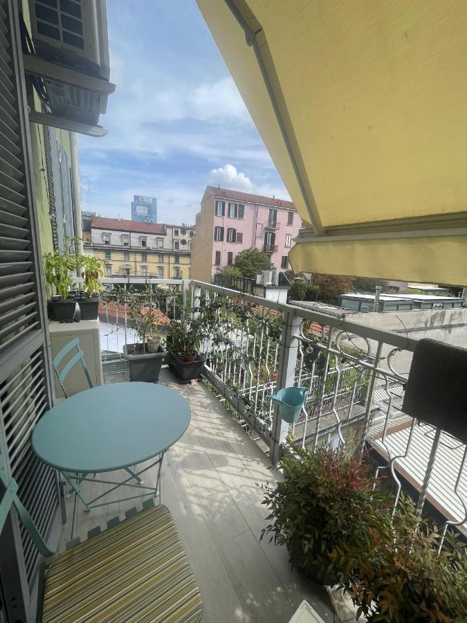 Apartment Isola - Bright 2-room With Balcony