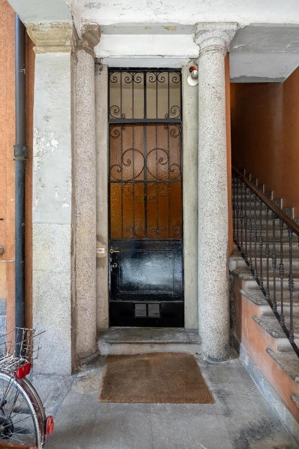Loft Duomo Navigli 12 Min A Piedi Apartment *