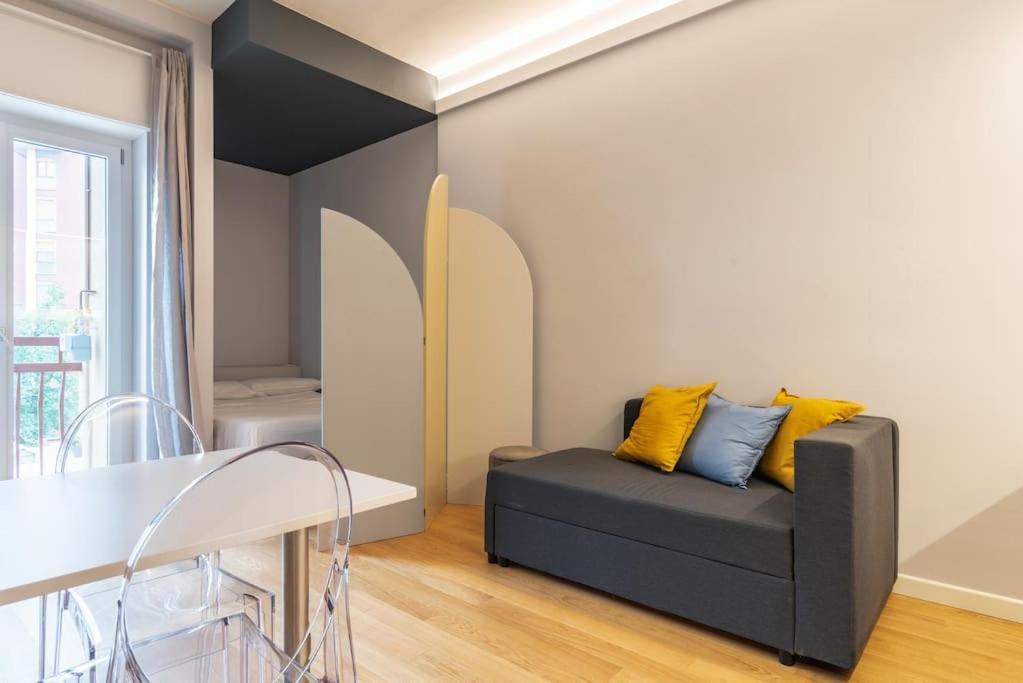 Apartment Elegante Monolocale Sui Navigli *