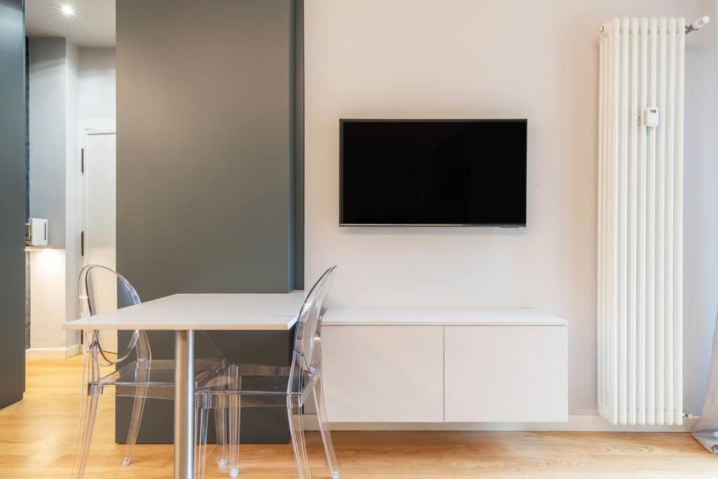 Apartment Elegante Monolocale Sui Navigli