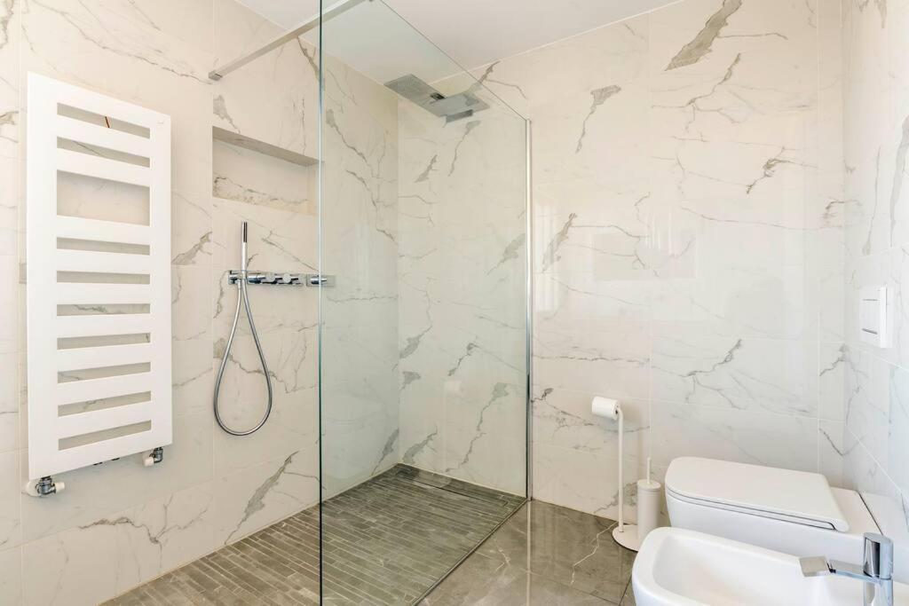 Apartment Luvi - Campania Milan