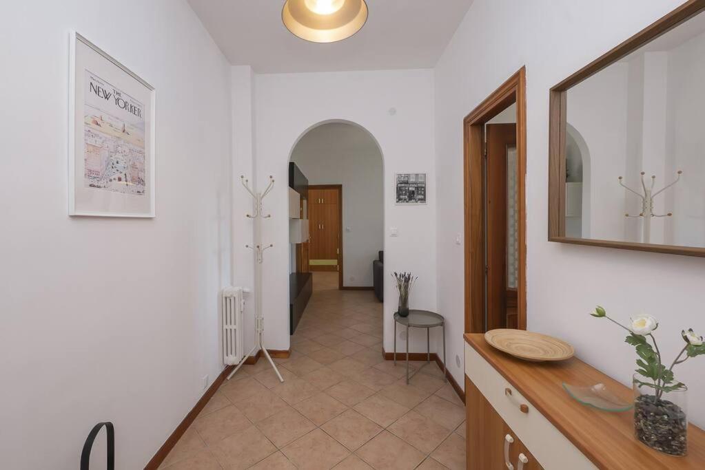 Youhosty - Zuretti42 * Milano