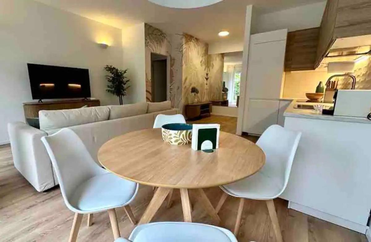 Luxury 2 Bedroom Apartament, Close To San Siro, Fiera And 10 Min Metro To Duomo Milano