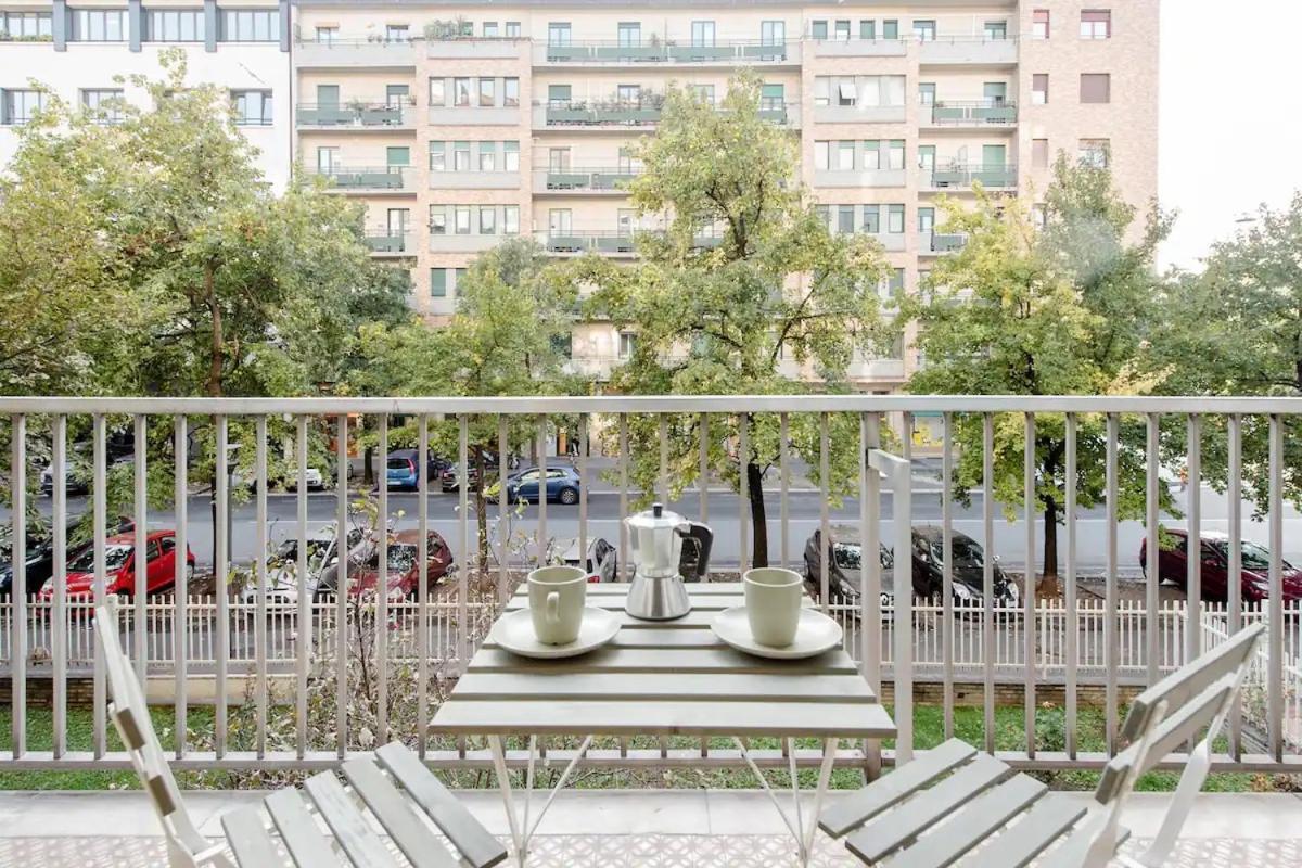 Luxury 2 Bedroom Apartament, Close To San Siro, Fiera And 10 Min Metro To Duomo Leilighet Milano