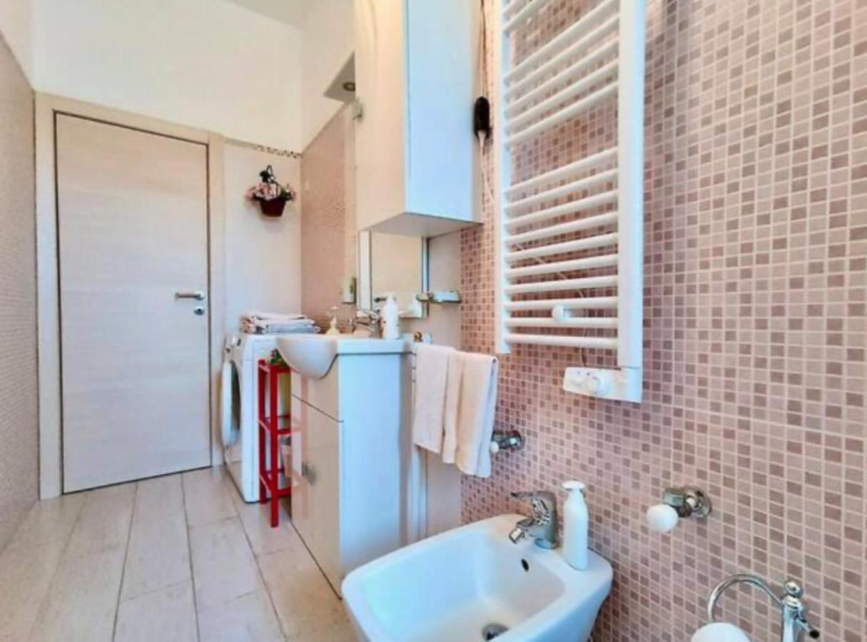 Made In Apartment *
