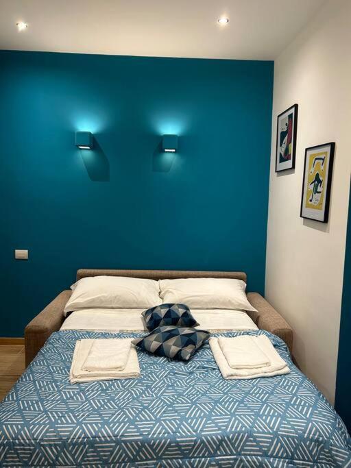 Bayres Blue *