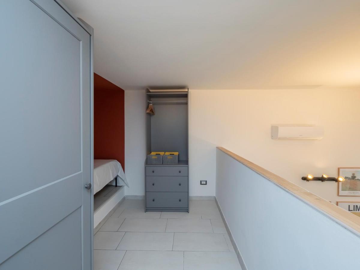 Ihost - Romilli 17a Appartement Milaan