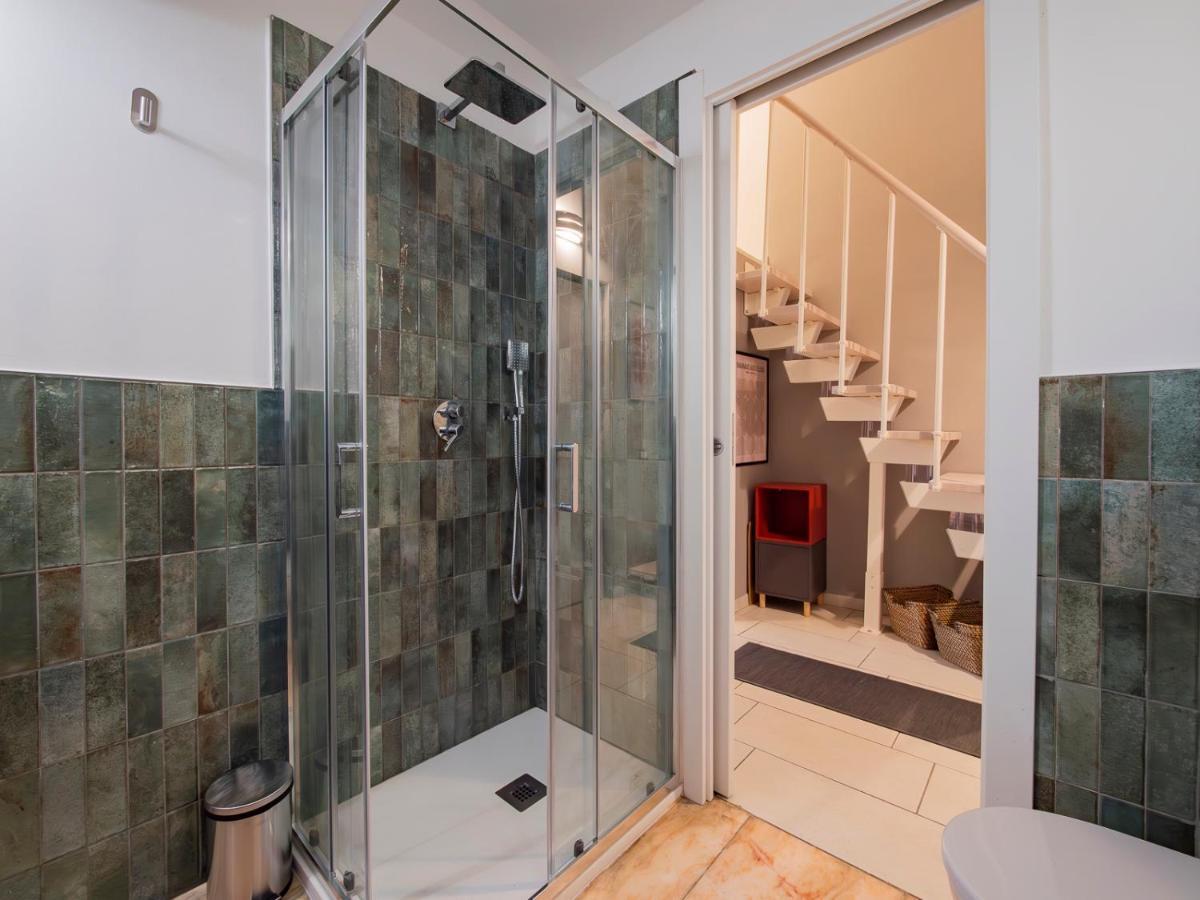 Ihost - Romilli 17a Appartement *